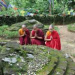 Op deze plaats mediteerde de moeder van Boeddha enkele maanden.